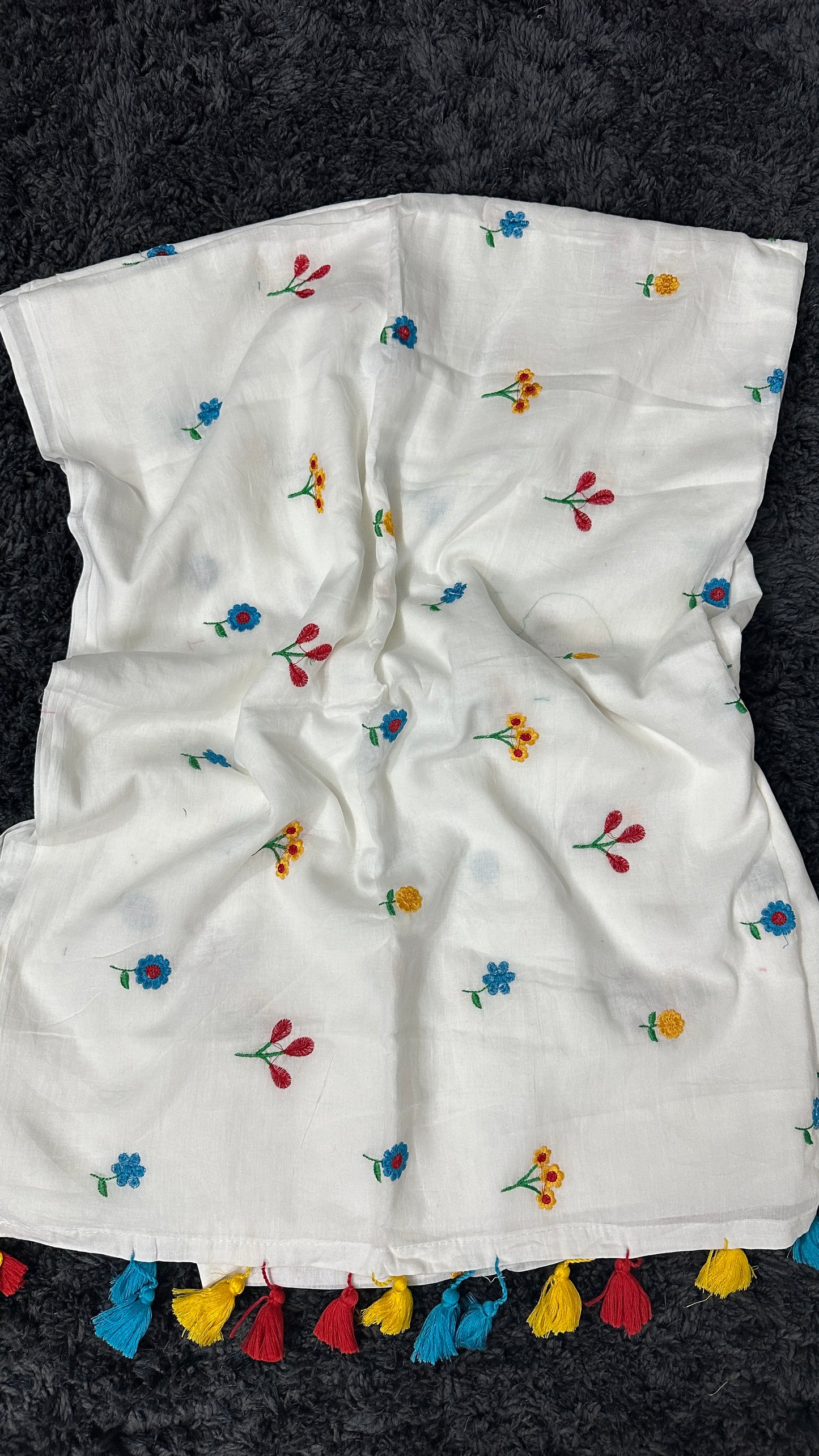 Mul Cotton Saree - Small Embroidery Work